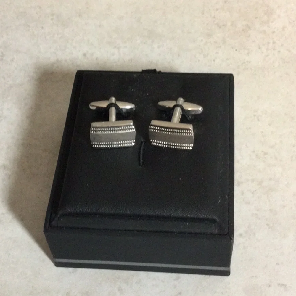 NWT Silver brushed rectangular cuff links